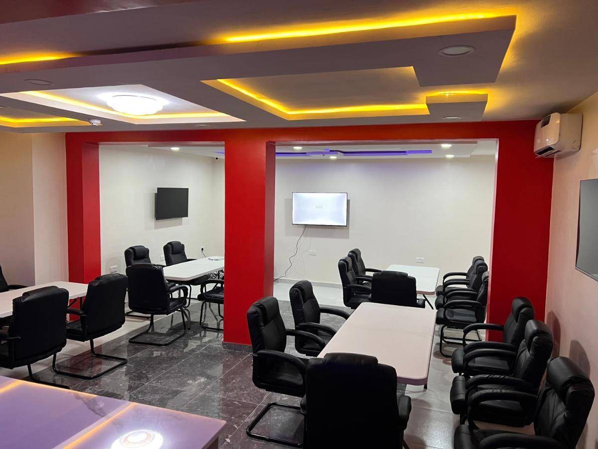 De Rigg Place, Surulere Lagos Extérieur photo